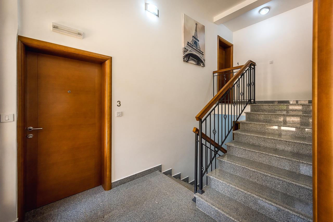 Santorini Apart Krasići Exteriér fotografie