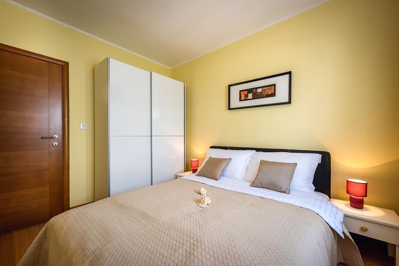 Santorini Apart Krasići Exteriér fotografie